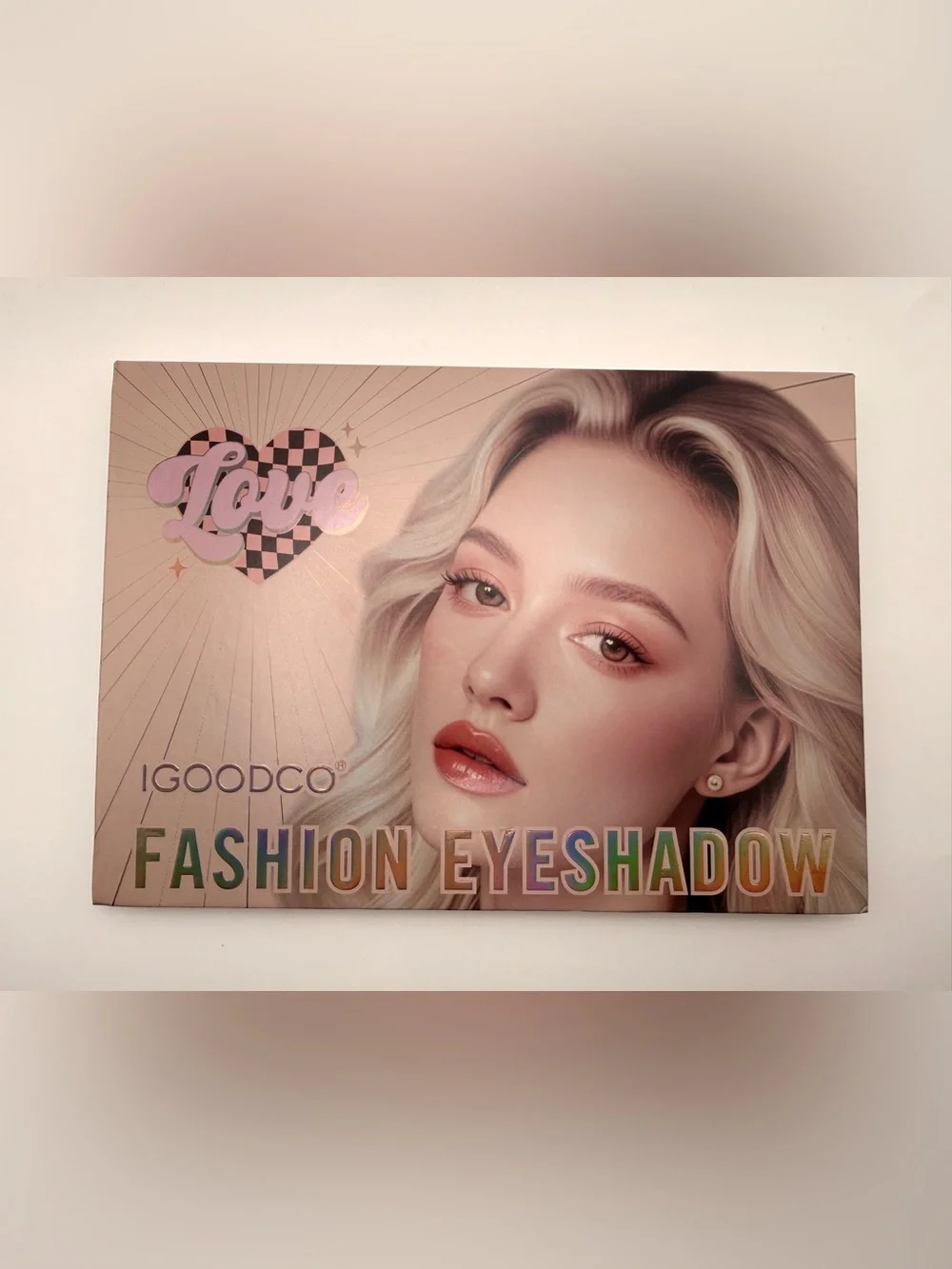 IGOODCO The Beauty of a Girl 35-Color Fashion Eyeshadow Palette - Neutral & Warm